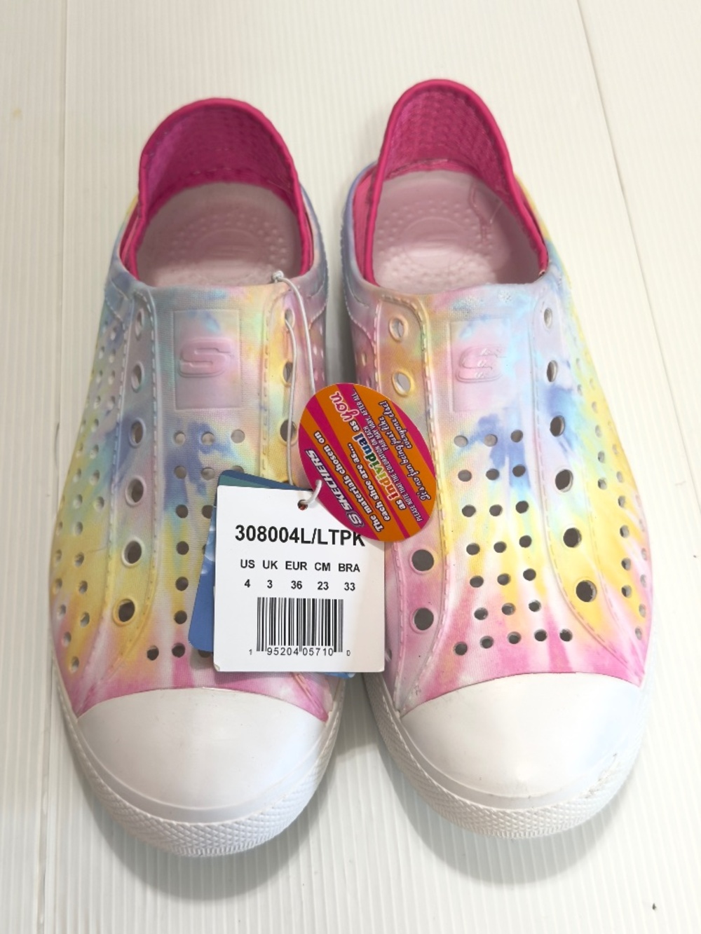 NWT Skechers Kids Foamies Guzman Steps Water Shoes - Size 4